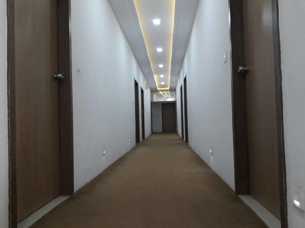 Stay Guru Usha Residency Bhuj Luaran gambar