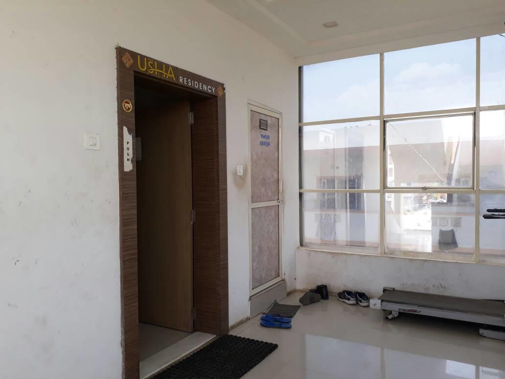 Stay Guru Usha Residency Bhuj Luaran gambar